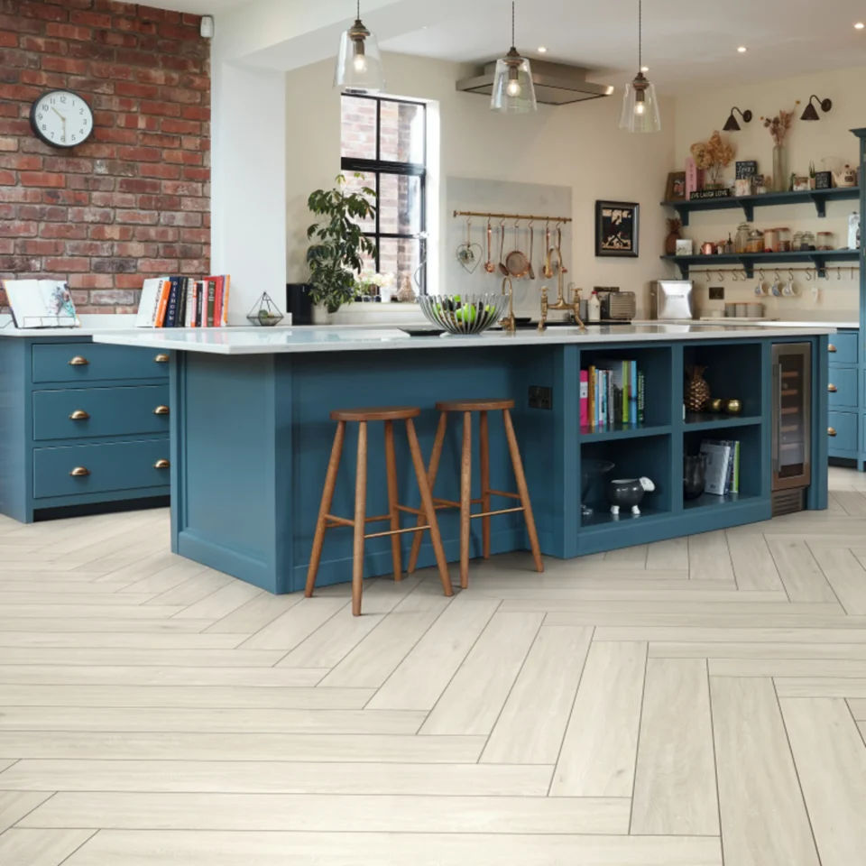 Karndean   LVT   Cotton Oak Rl38 Ds04